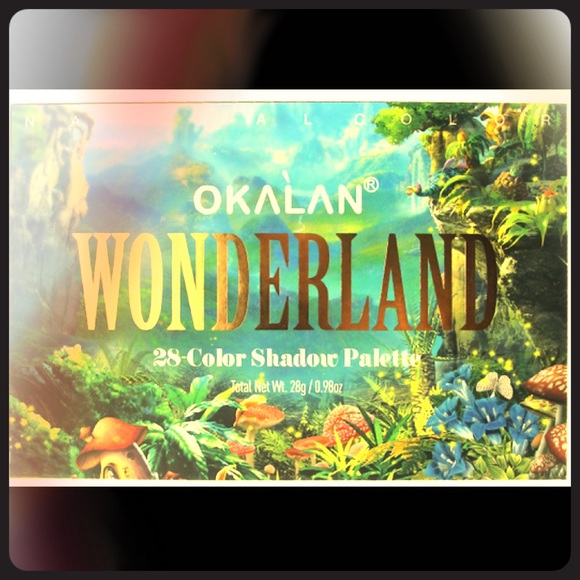 WONDERLAND 28 COLOR EYESHADOW PALETTE - Picture 1 of 3